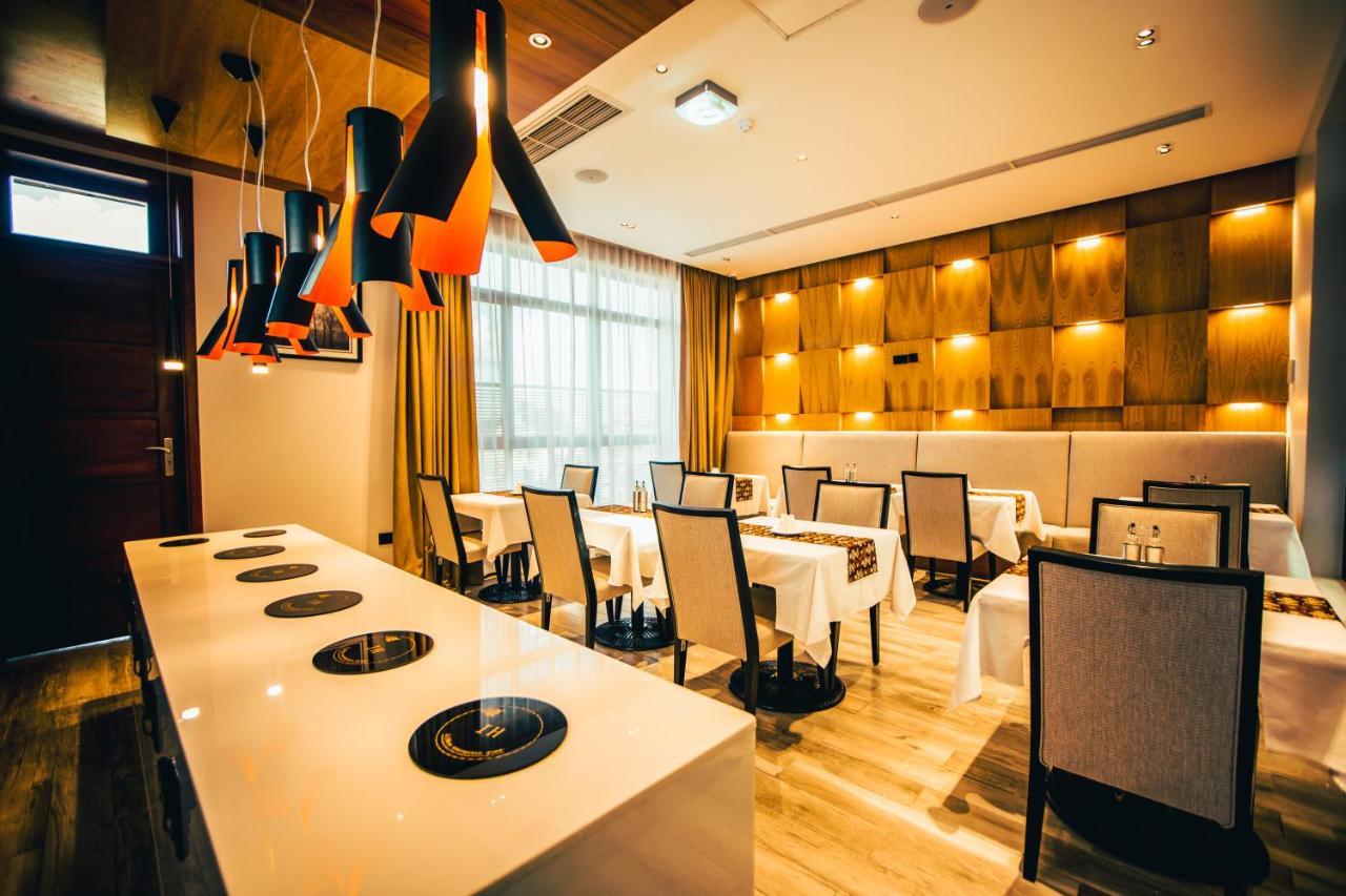 Blackwood Boutique Hotel And Apartments Dar es Salaam Esterno foto